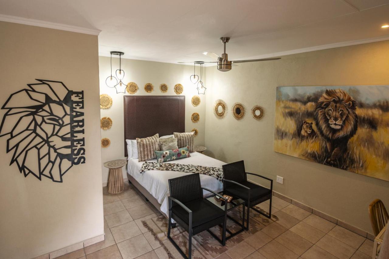 Pumbaa Wildlife Park & Accommodation Mbombela Exterior photo