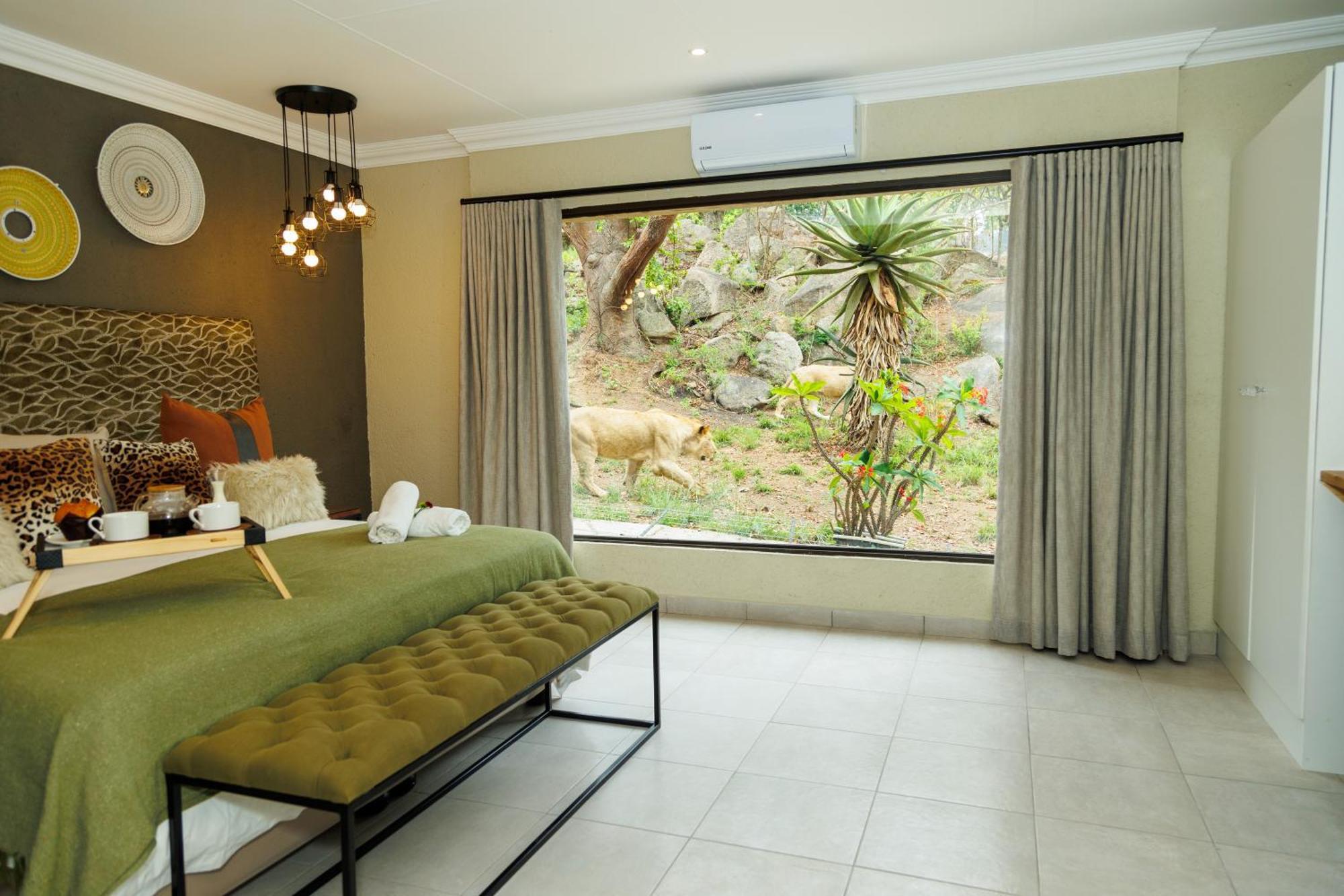 Pumbaa Wildlife Park & Accommodation Mbombela Exterior photo