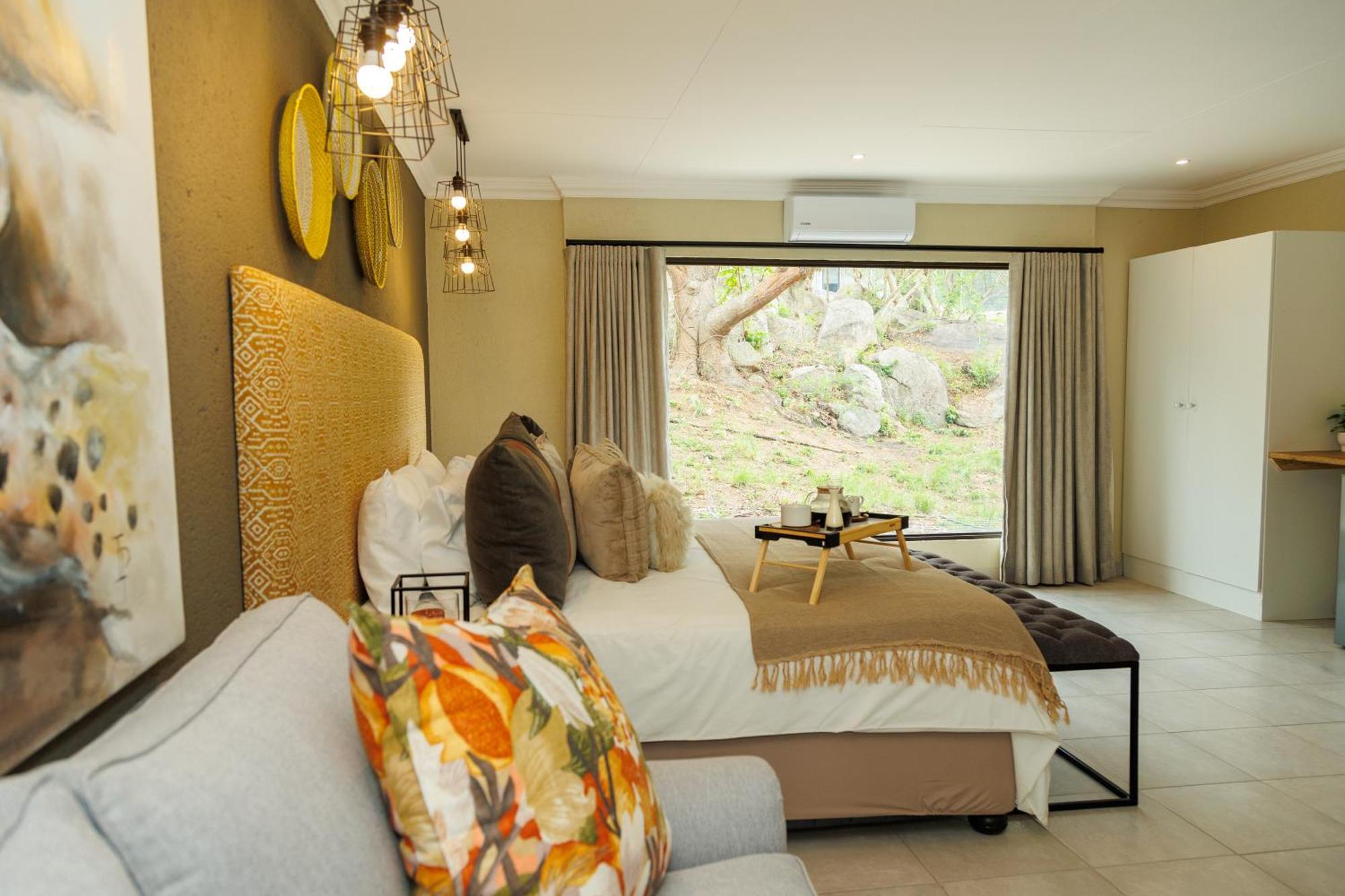 Pumbaa Wildlife Park & Accommodation Mbombela Exterior photo